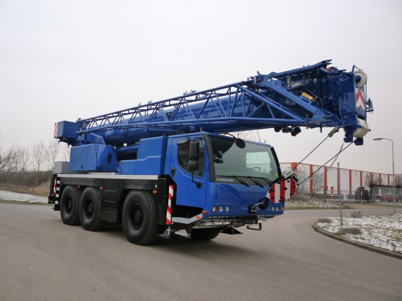 Автокран Liebherr LTM 1050-3.1 - 50т